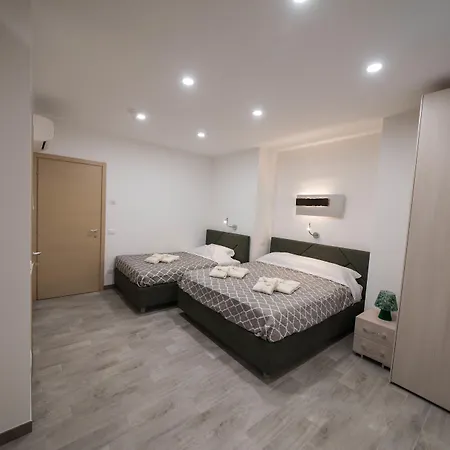 Konukevi 5 Terre 3*